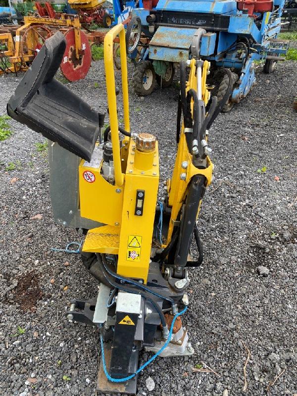 Pelle portée NC 3518 - PRISPAN - Occasion - Attelage 3 points - Idéale pour micro tracteur_1