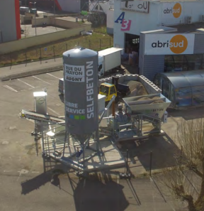 Distributeur automatique de béton avec malaxeur 500L et convoyeur à bande 9m - SELFBETON_2