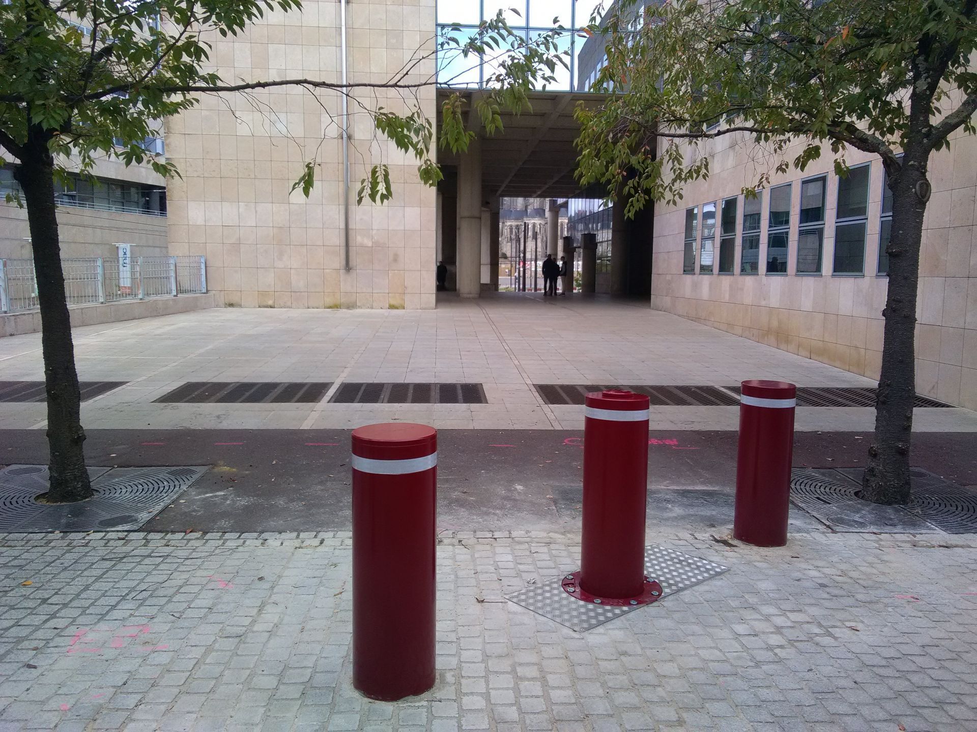 Borne de défense DEFFENDOR - 80 AUTO- Citinnov_1