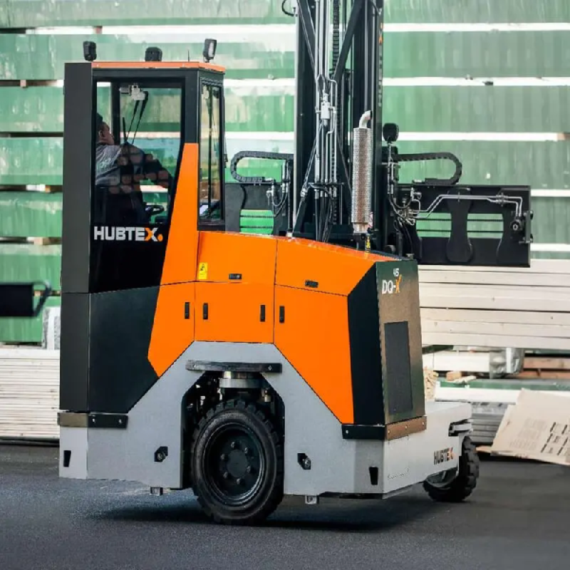 Chariot Multidirectionnel Thermique avec une  Hauteur de levage jusqu'à 7 500 mm   en Isère et Rhône - Alpes  -  disponible en achat neuf et en location de courte à longue durée_1