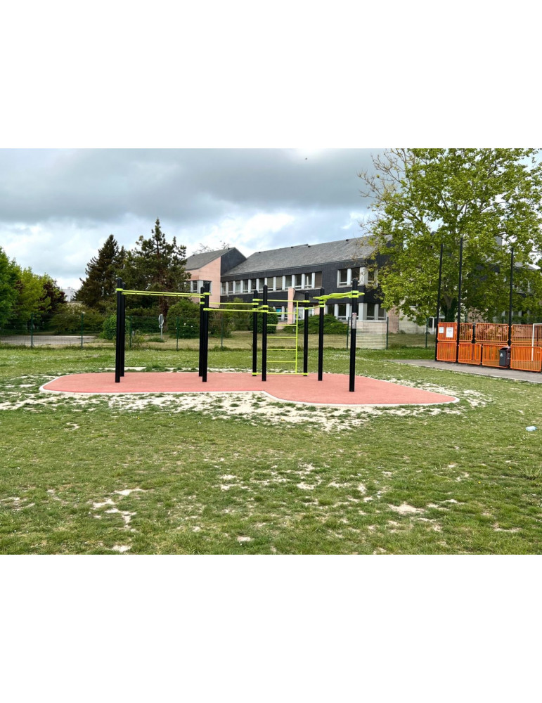 Equipement de cross-training et street workout pour les parcours sportifs en plein air_1