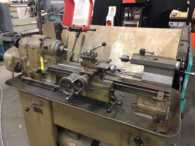 Machine-outil tour SCHAUBLIN 102 VM avec distance entre pointes de 450 mm