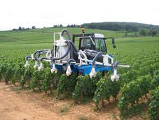 1070 - tracteur enjambeur - bobard - à 4 roues motrices à cylindrée égale_1