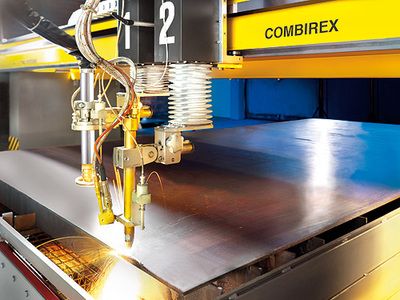 Combirex DX - Coupe industrielle - ESAB France SAS - Système plasma air jusqu'à 120 A - Chanfreinage et marquage intégrés_1