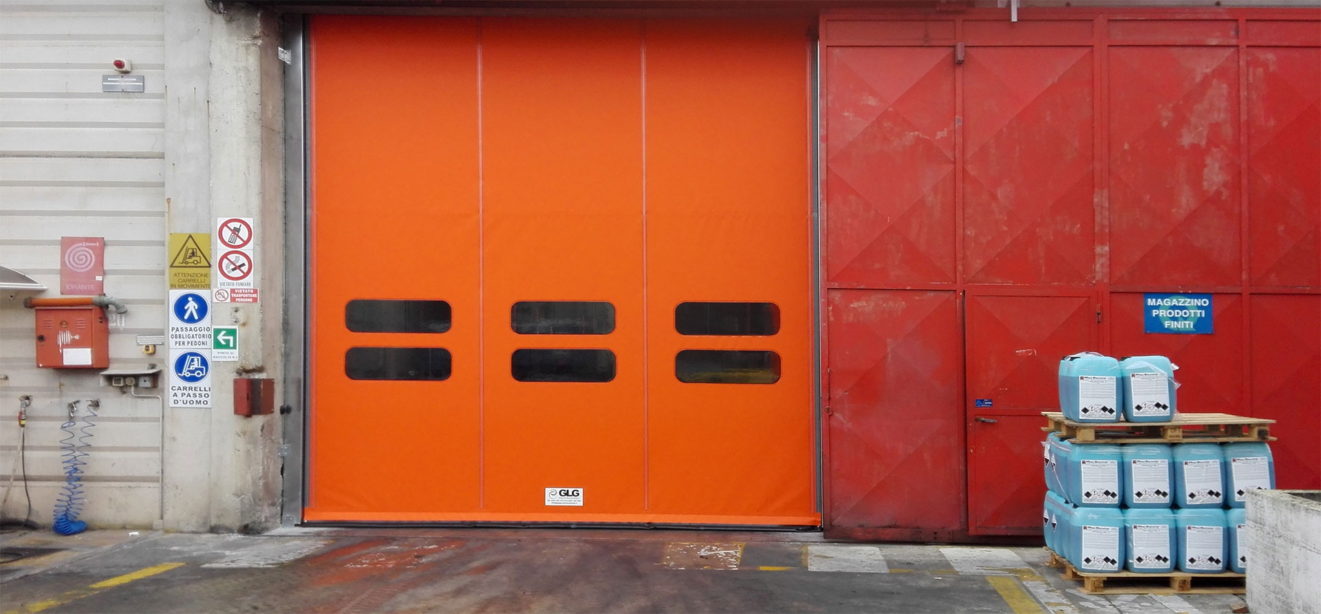 Porte rapide industrielle ZipGO Atex - conforme aux normes ATEX, anti-déflagration, pour environnements à haut risque d'explosion_1