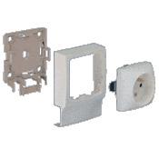 Adaptateur blanc pour moulure - PVC - H. 9.4 cm x P. 3.8 cm - Normes NF EN 50085-2-1 NF C 15-100_1