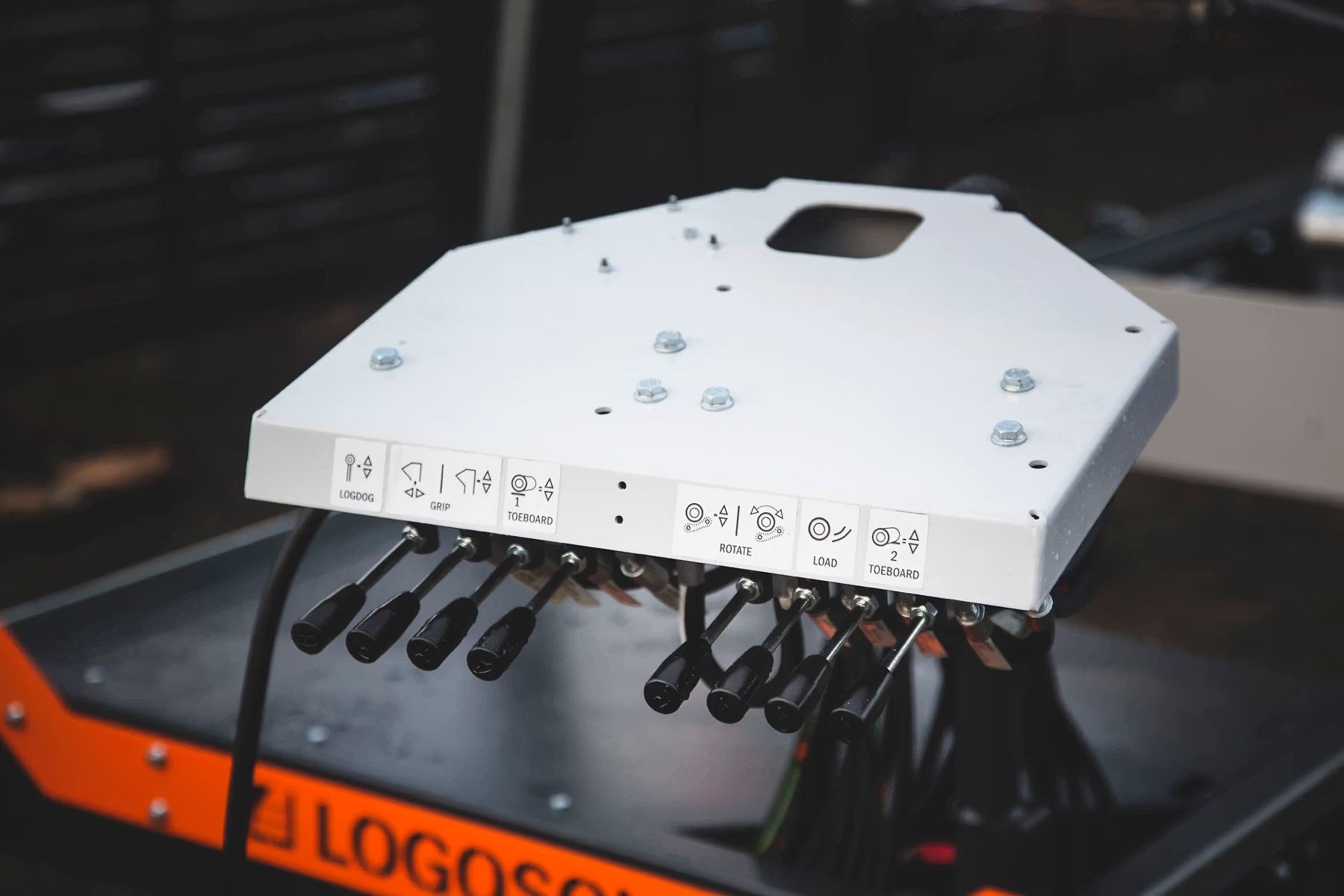 Scierie à ruban 1001 HYDRAULIQUE, thermique ou éléctrique - LOGOSOL_1