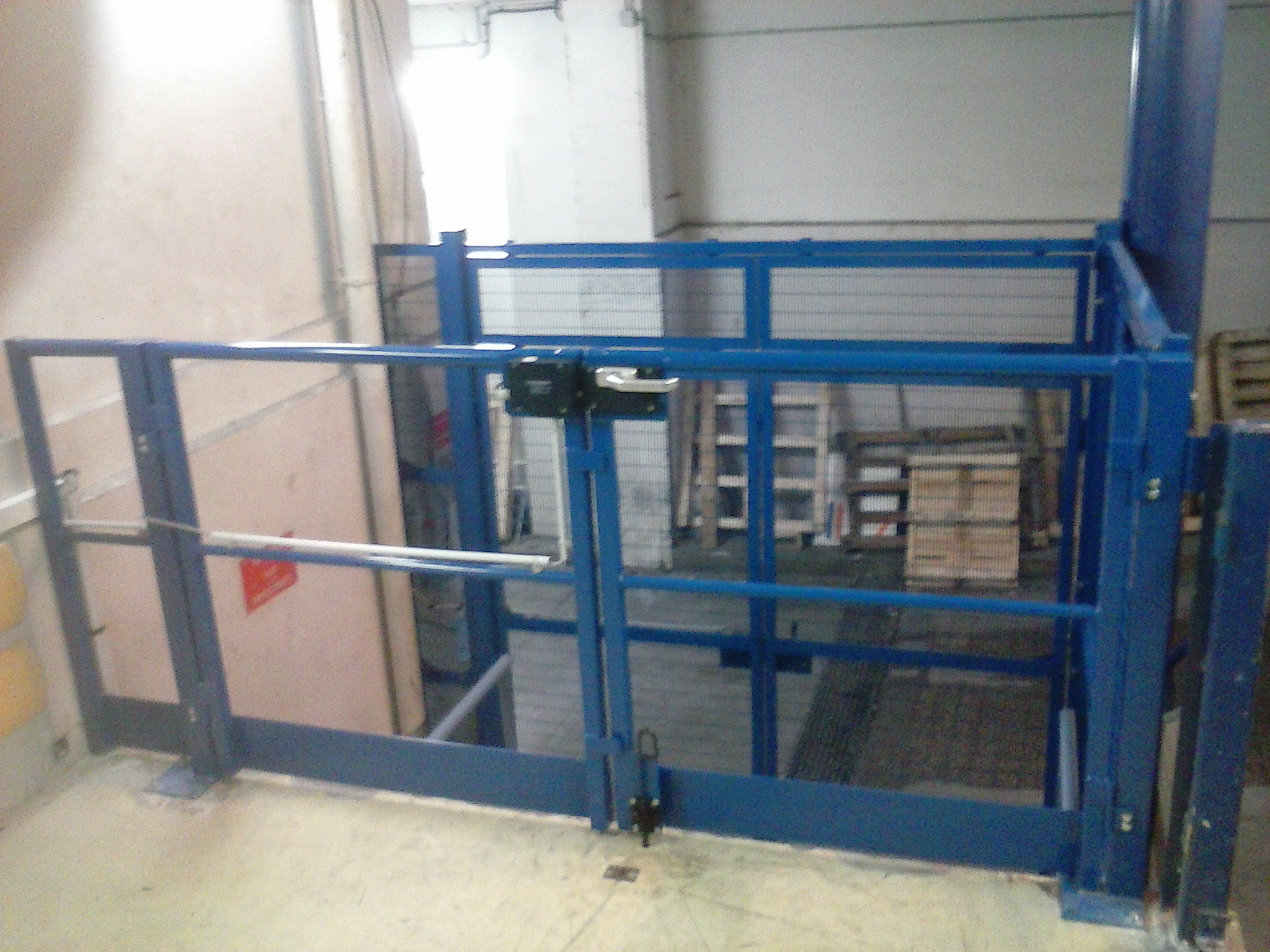 Table élévatrice adaptable - capacités de 500 à 2000 daN - pour multiples applications_1