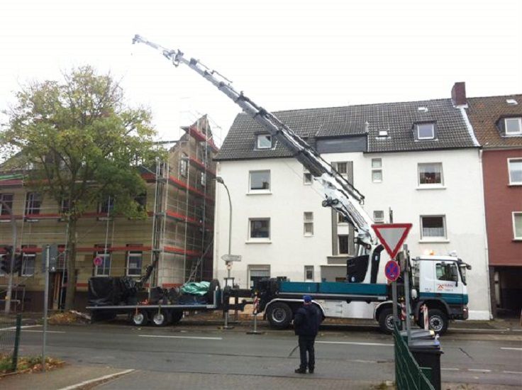 Grue auxiliaire Big 1855 - Effer - pression 375 bar avec articulation et treuil, système électronique PROGRESS_1