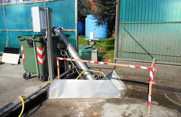 Dégrilleur à vis pour petites communautés - Definitive Ecology - tamis fermé ou ouvert - acier inoxydable AISI 304/316_1