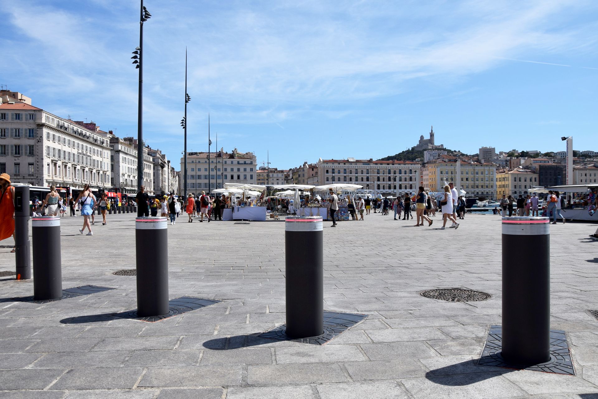 Borne escamotable électrique automatique à motorisation électrique conçue et brevetée par BES_1