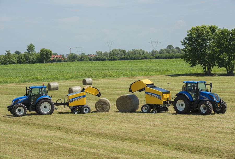 Machine agricole New Holland pour balles rondes de 1,50 m