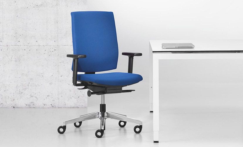 Kyra - chaise de bureau ergonomique Girsberger France - ligne complète pour large utilisation - design Paul Brooks_2