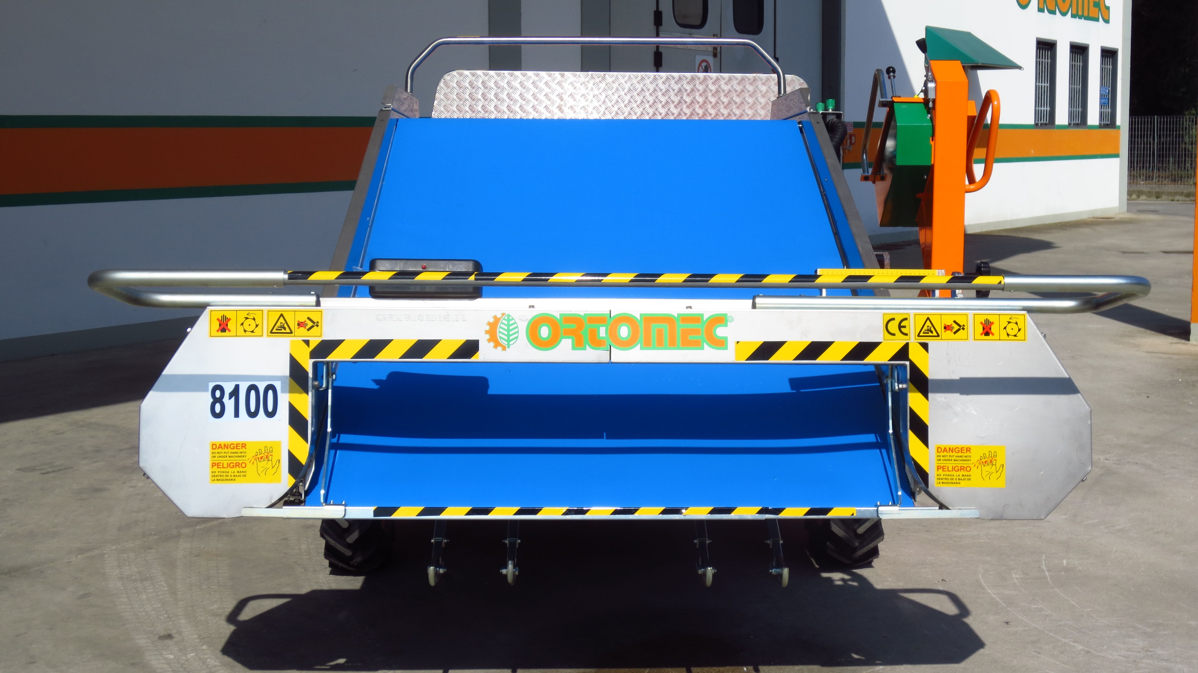 Récolteuse de légumes automotrice 8100 Foglia - Ortomec SRL - largeur de tête de récolte 130 à 180 cm_1