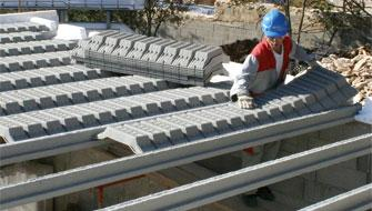 Poutrelle en béton 7 m 20 préfabriquée de qualité et fiabilité industrielle - X147_1