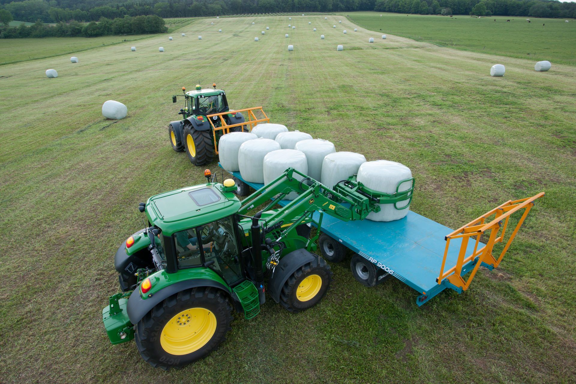 Remorque plateau agricole CH 9006 - Golpais - 9m de longueur, 2m50 de largeur, PTAC 19000 kg, 3 essieux demi-tandem_1