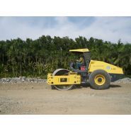 Bw 212 d-40 rouleau monocylindre efficace, fiable, robuste - bomag - poids 10900 kg._1