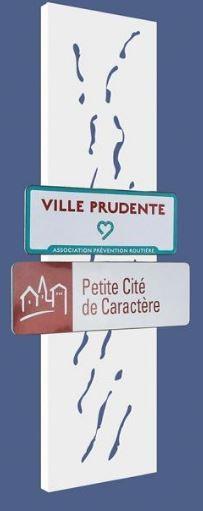 Entrée de ville Venise - Structure en acier, Hauteur 2720 mm, Largeur 600 mm, Fabrication Française_1