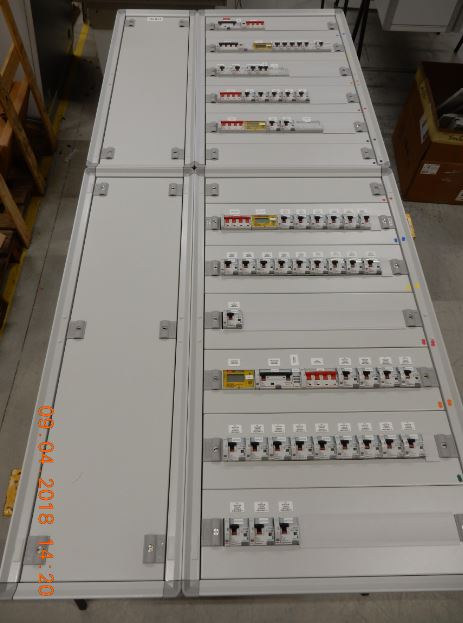 Armoire de distribution tertiaire, marque schneider ou legrand, de 40a à 400a en tarif jaune_1