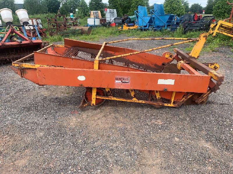 Arracheuse maraîchère/légumière Samon - aligneuse oignons 1.70m - rouleau plombeur - en occasion_1