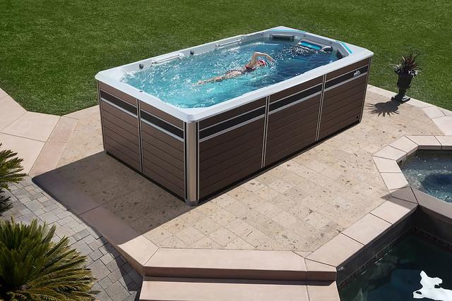 Système de fitness aquatique avec courant Endless Pools