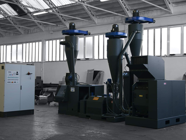 Usine de recyclage de câbles Stokkerwill - Production jusqu'à +1500 kg/h - MULTIFLEX M60 | M180_1