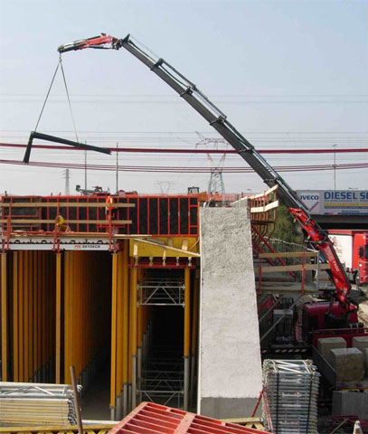 Grue auxiliaire Fassi F600RA HE-Dynamic - 59,02 tm - 30,45 m avec jib - Rotation continue_1