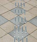 71436 - Bande de guidage inox avec fixation par vis - 3 stries antidérapantes et contrastées_1