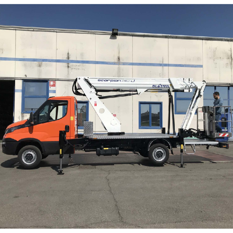 Nacelle sur Camion SCORPION 2112 J  Alpes   disponible en achat neuf et en location de courte à longue durée_1