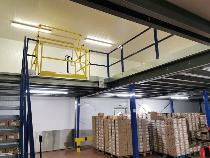 Plateforme de stockage industrielle longue portée DIPLEX - Portée jusqu'à 8m et charge 1T/m²_1