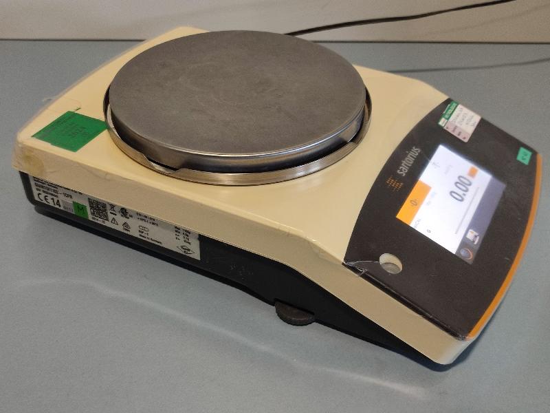 Balance de précision SARTORIUS QUINTIX 1102 1CFR  1100g / 0,01g_1