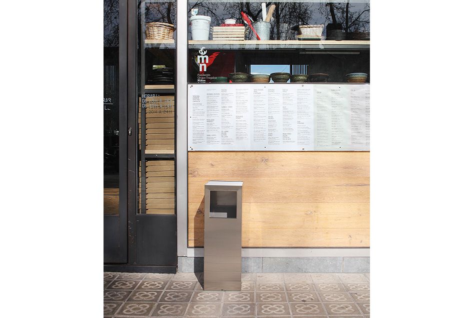 Riga inox - cendrier-poubelle M114 - grande résistance en acier inoxydable_1