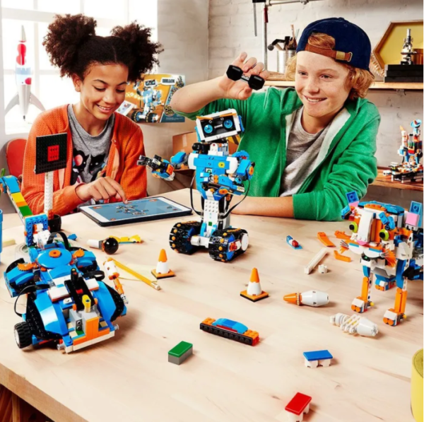 KIT ÉDUCATIF PROGRAMMATION ROBOT LEGO BOOST MES PREMIÈRES CONSTRUCTIONS_1
