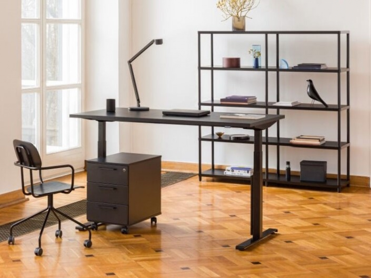 Bureau pour télétravail réglable en hauteur - OGI DRIVE - électrique ou manuel - design contemporain et écologique_1