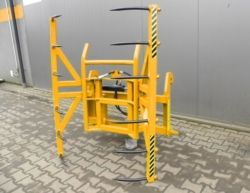 Équipement agricole zagroda avec un vérin et dents renforcées