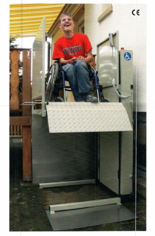 Élévateur PMR mobile - Solution transportable pour accessibilité - Hauteur < 1 mètre_1