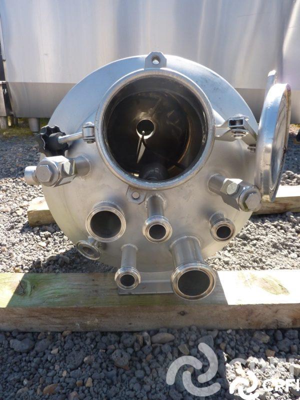 Bac de lancement 40 L - N° ARTICLE : BNC091 - 2 piquages sonde - 1 piquage 25 boule de lavage - 45 KG_1