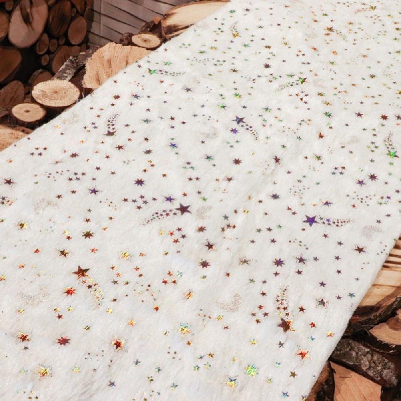 Chemin de table fourrure soft dream blanc Etoiles or irisees 28cm x 3m_1