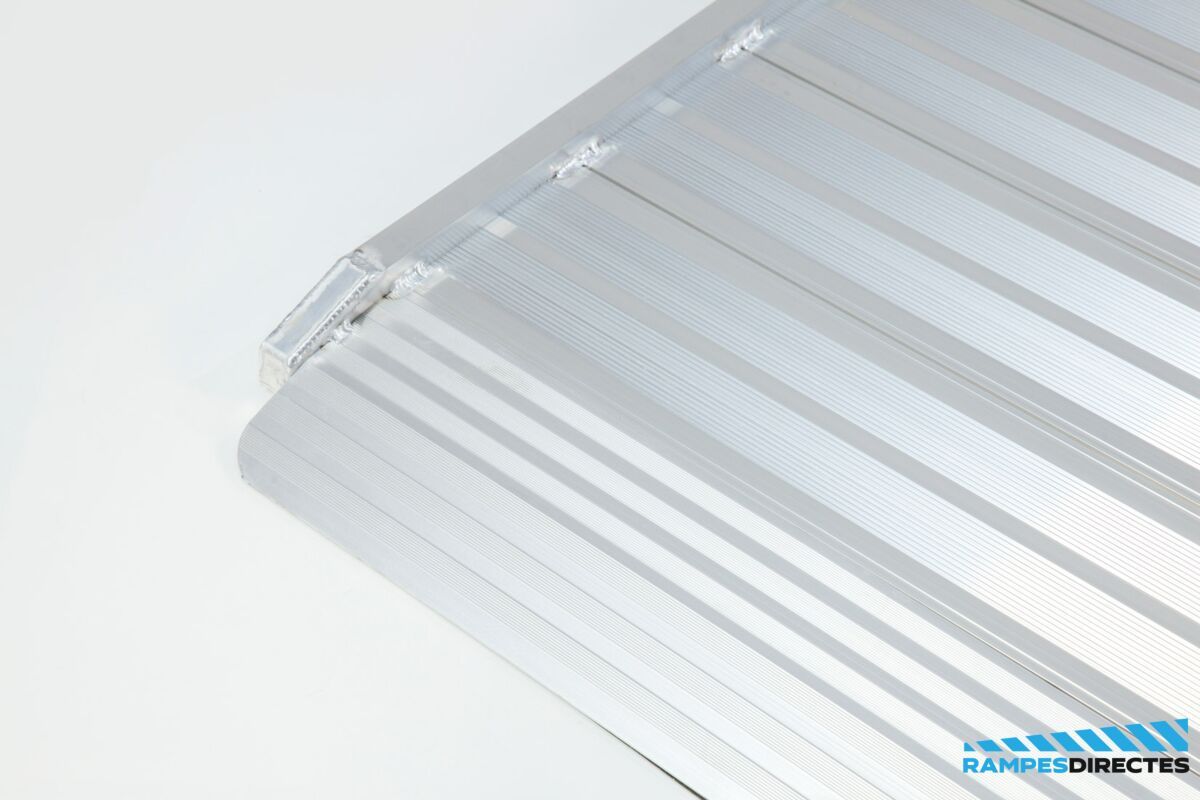 TRP-ViperFolding - Rampes pliantes robustes pour camions éco - Capacité 300 kg - Largeur 650mm ou 850mm - Longueur 2150mm_1
