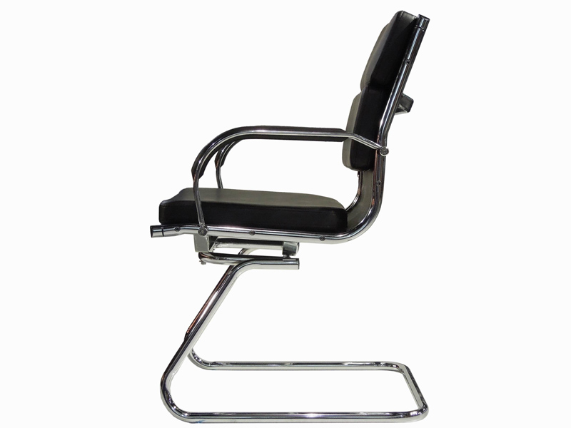 Siège de réunion Molt - Assise et dossier en simili cuir noir - Piètement en acier chromé avec accoudoirs_1