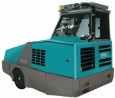 Balayeuse autoportée industrielle Tennant 800 - Grande capacité, performances élevées et confort optimisé_1