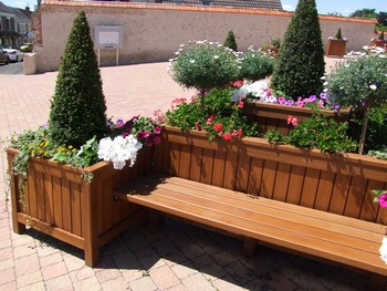Ensemble jardinières et bancs en bois massif AGORA - 3 séries disponibles - Aménagement urbain_2