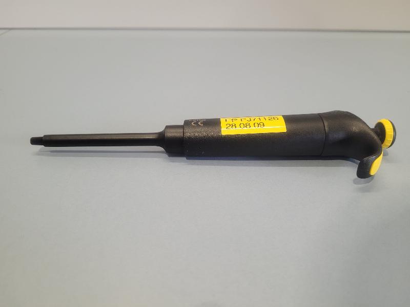 Pipette de laboratoire Thermo Scientific Finnpipette Model F2, 10-100µl - Quantité 1_1