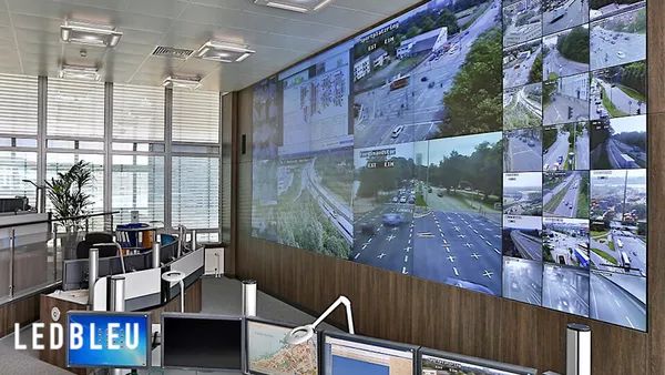 Ecran géant intérieur LED pour salle de crise_1