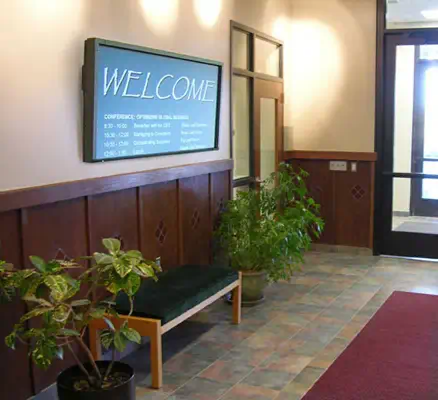 Ergotron SIM90 Signage Integration Mount Mur Noir_1