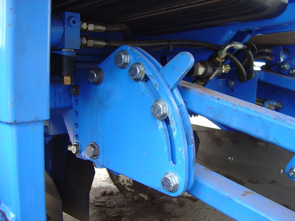 Équipement de plantation de pommes de terre avec contrôle précis de la profondeur