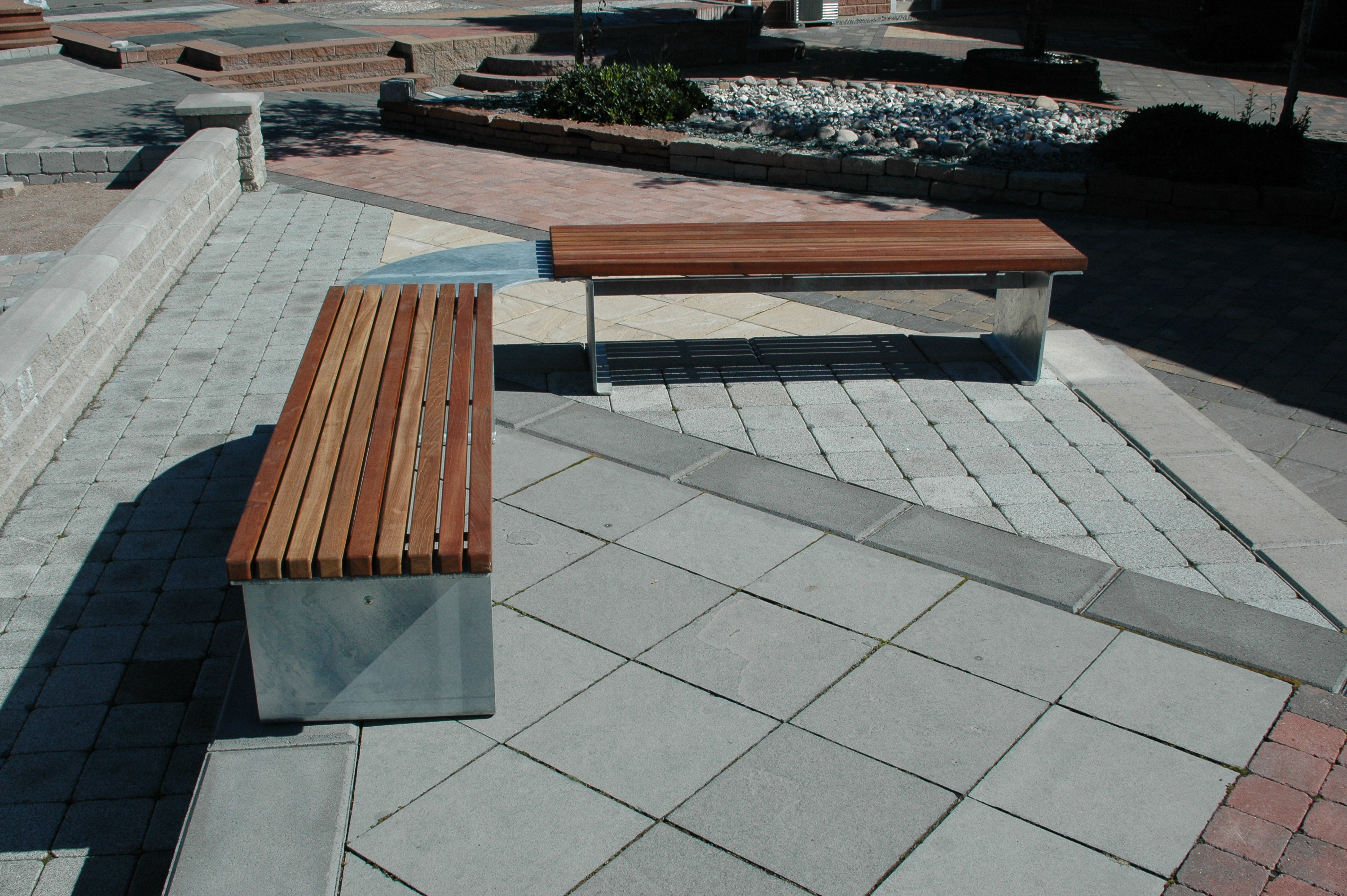 Table de connexion Birka - réf 8003226 HAGS - 1760x490 mm - Montage en 1 heure_1