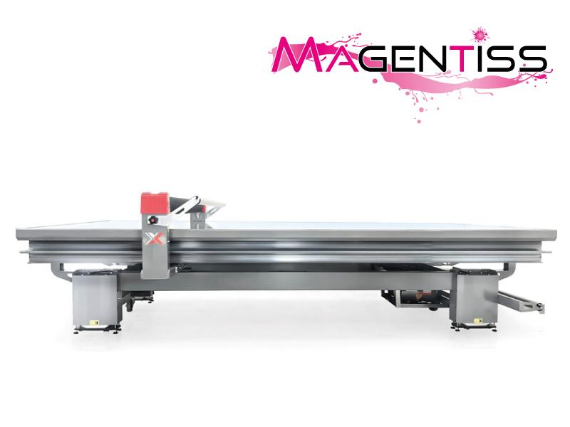 Table de contrecollage tout équipée pour des méthodes de production ultra-polyvalentes - Roll-X Pro_1