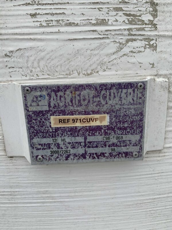 Cuve composite Rousseau 120 hl d'occasion - fond plat blanche - Ø 3000 - hauteur 2262 - porte 420 x 530_1