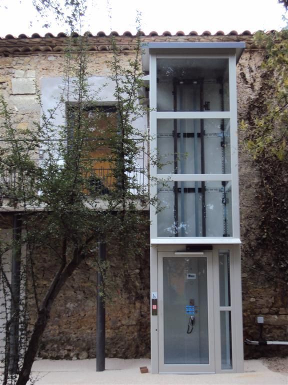 Plateforme élévatrice PMR E07 avec cabine AR:IA - Hydraulique - Charge jusqu'à 400 kg_2